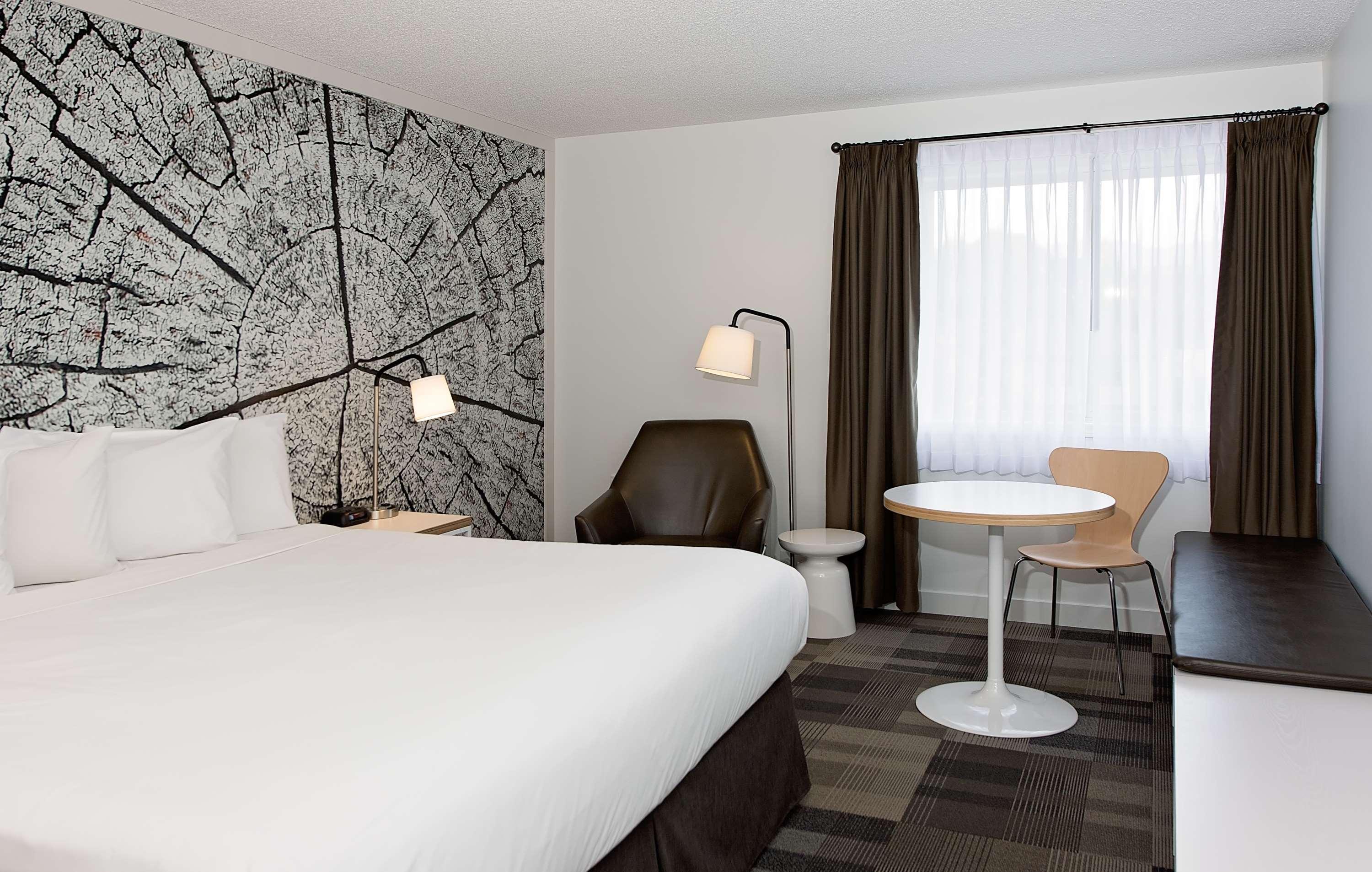 Coast Canmore Hotel & Conference Centre Esterno foto