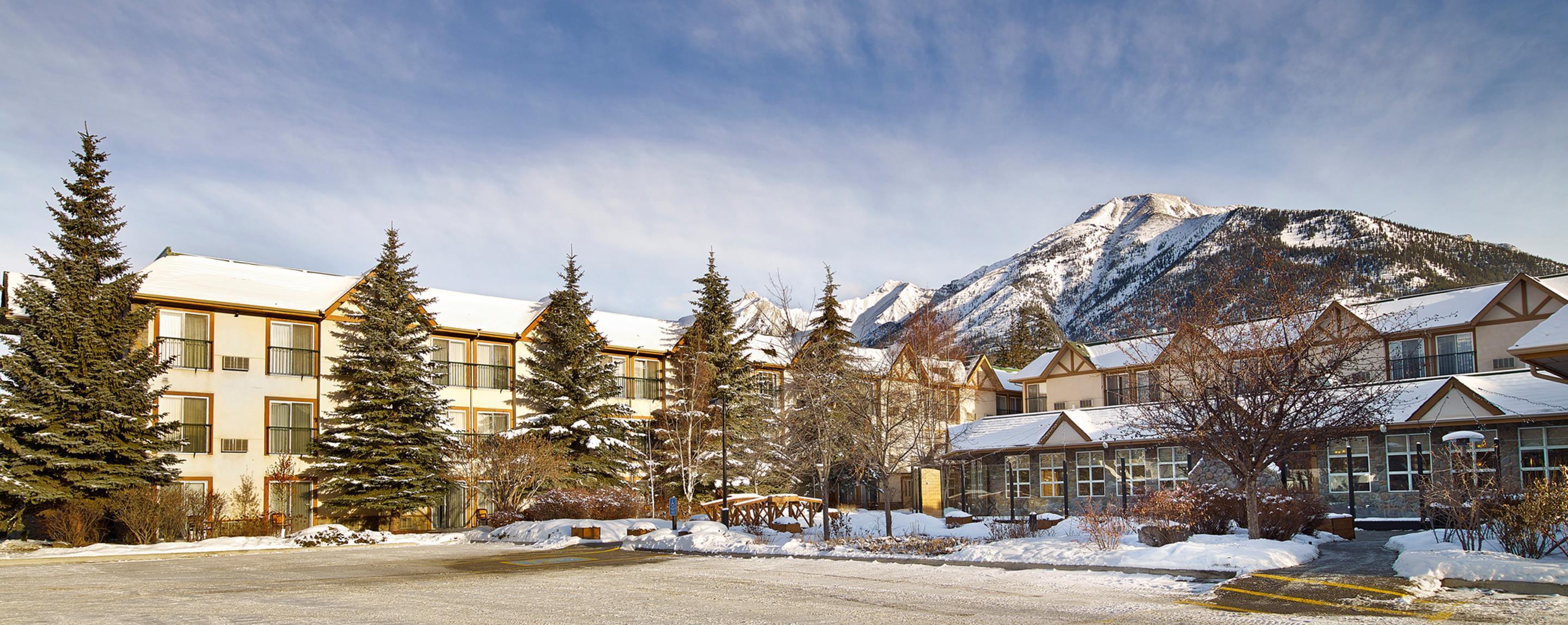 Coast Canmore Hotel & Conference Centre Esterno foto