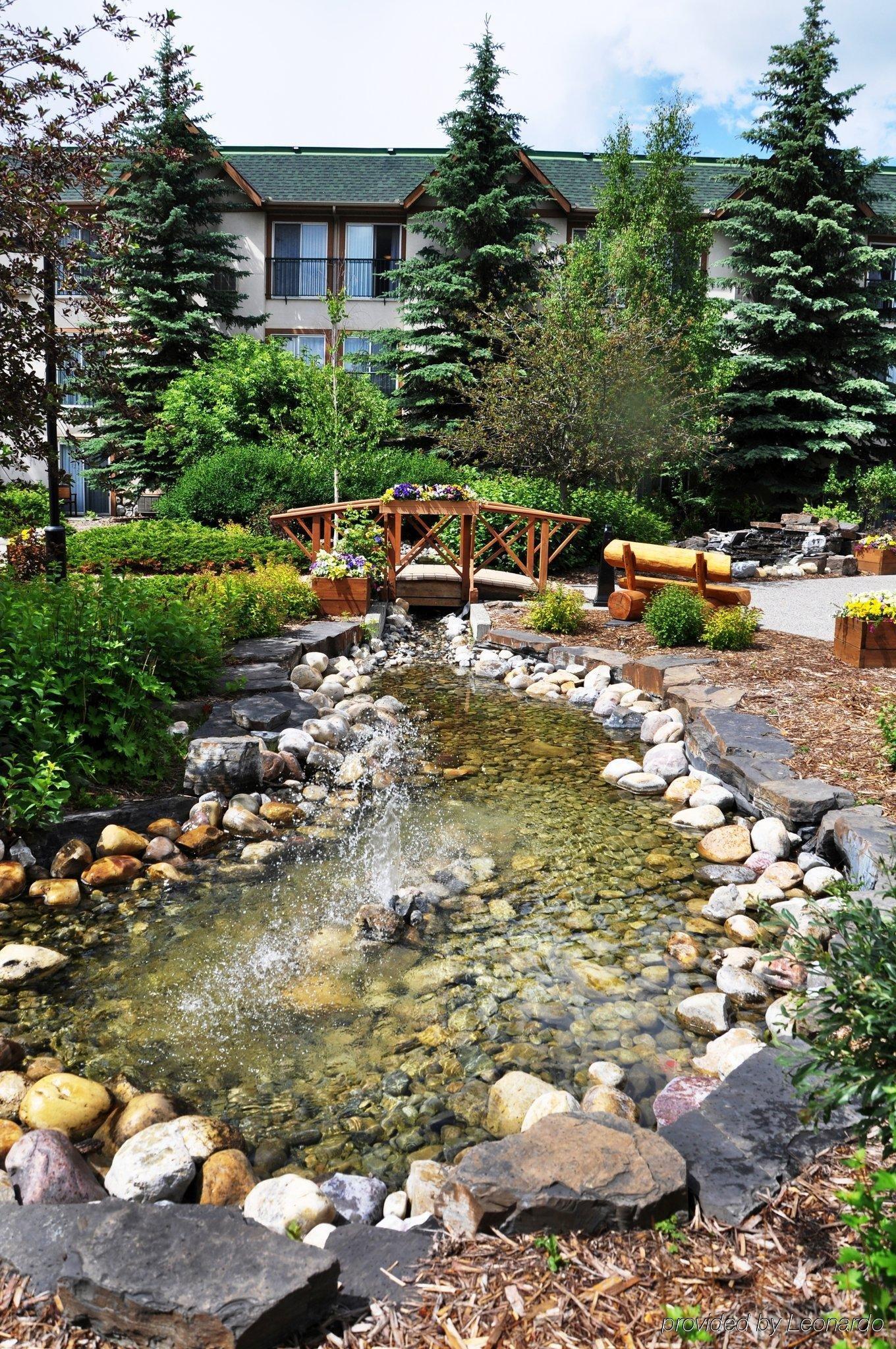 Coast Canmore Hotel & Conference Centre Esterno foto