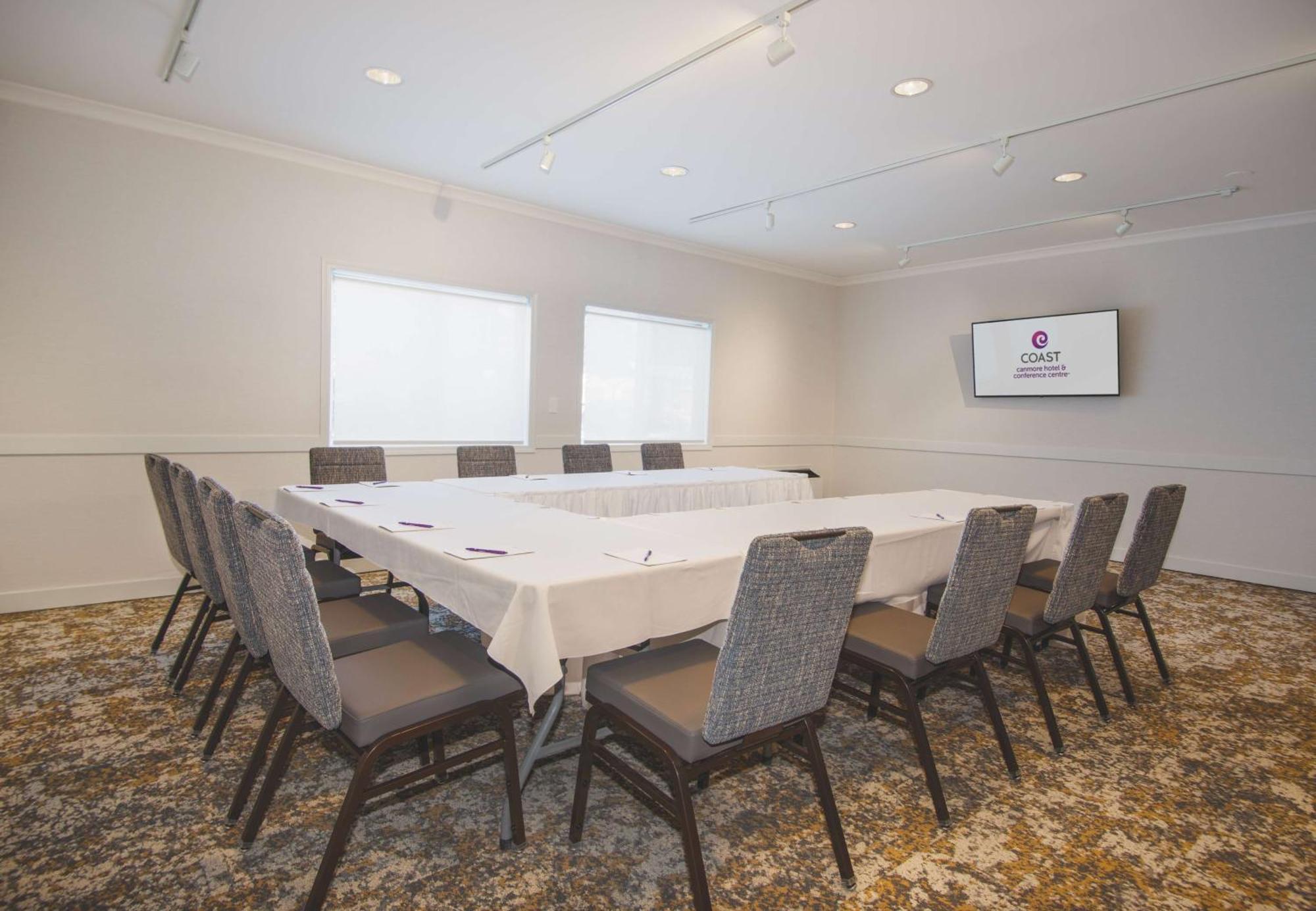 Coast Canmore Hotel & Conference Centre Esterno foto