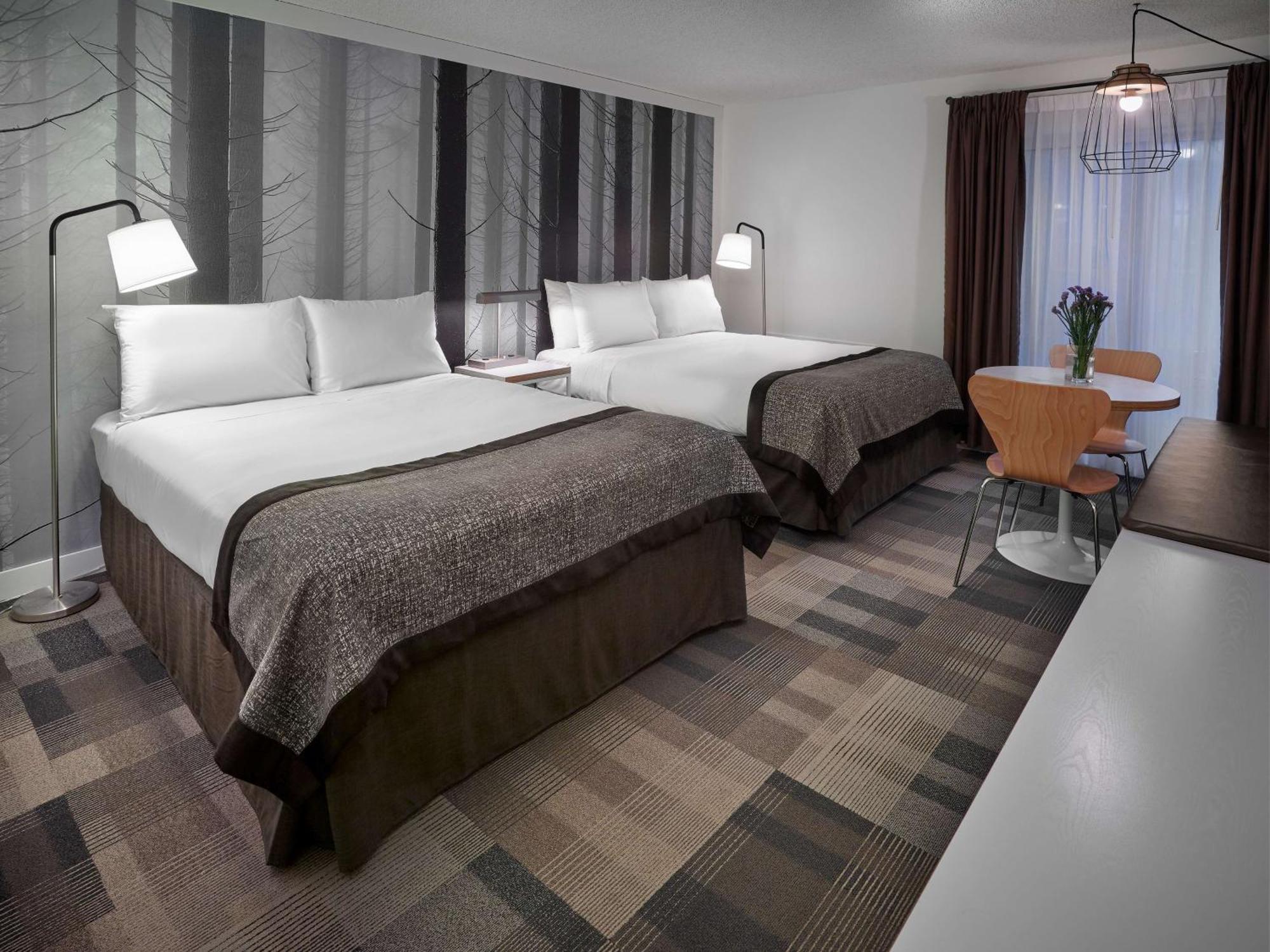 Coast Canmore Hotel & Conference Centre Esterno foto