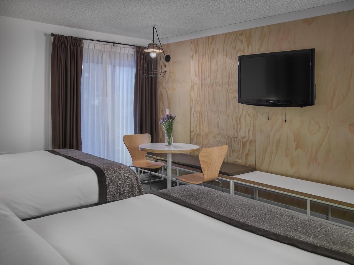 Coast Canmore Hotel & Conference Centre Esterno foto